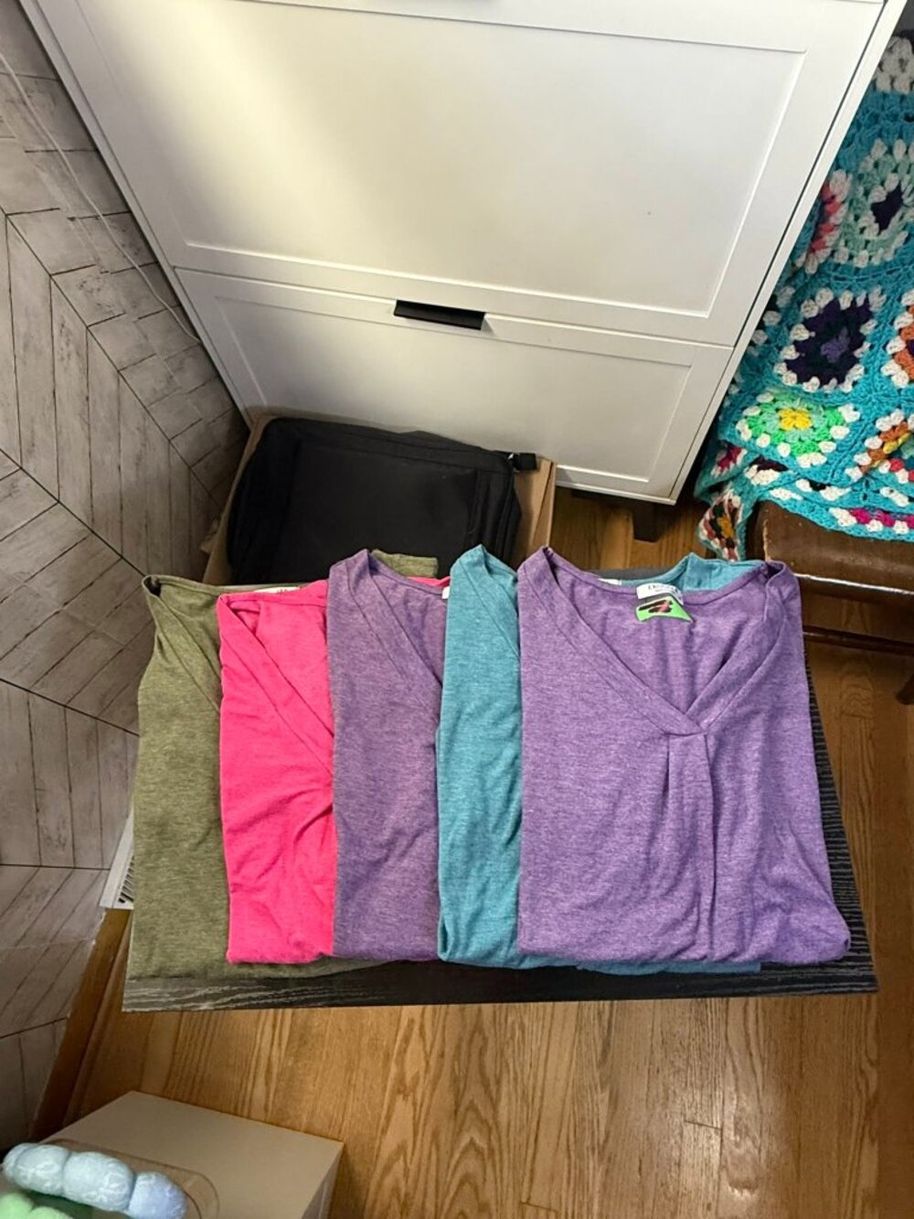 Ekouaer V-Neck Short Sleeve T-Shirts Bundle Of 5